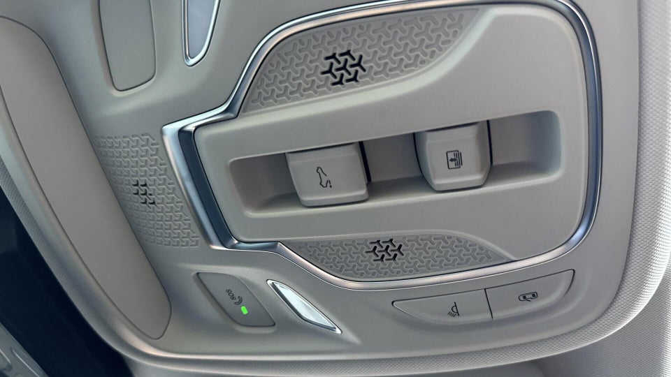 MG Marvel R Performance 5d