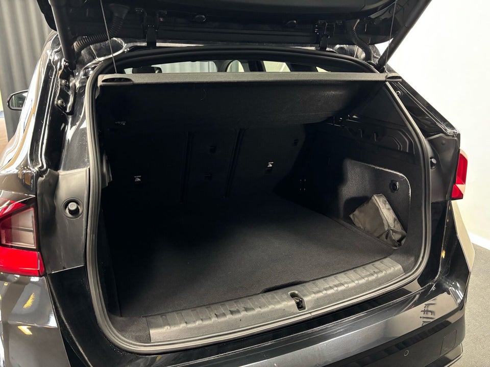 BMW iX1 xDrive30 M-Sport 5d