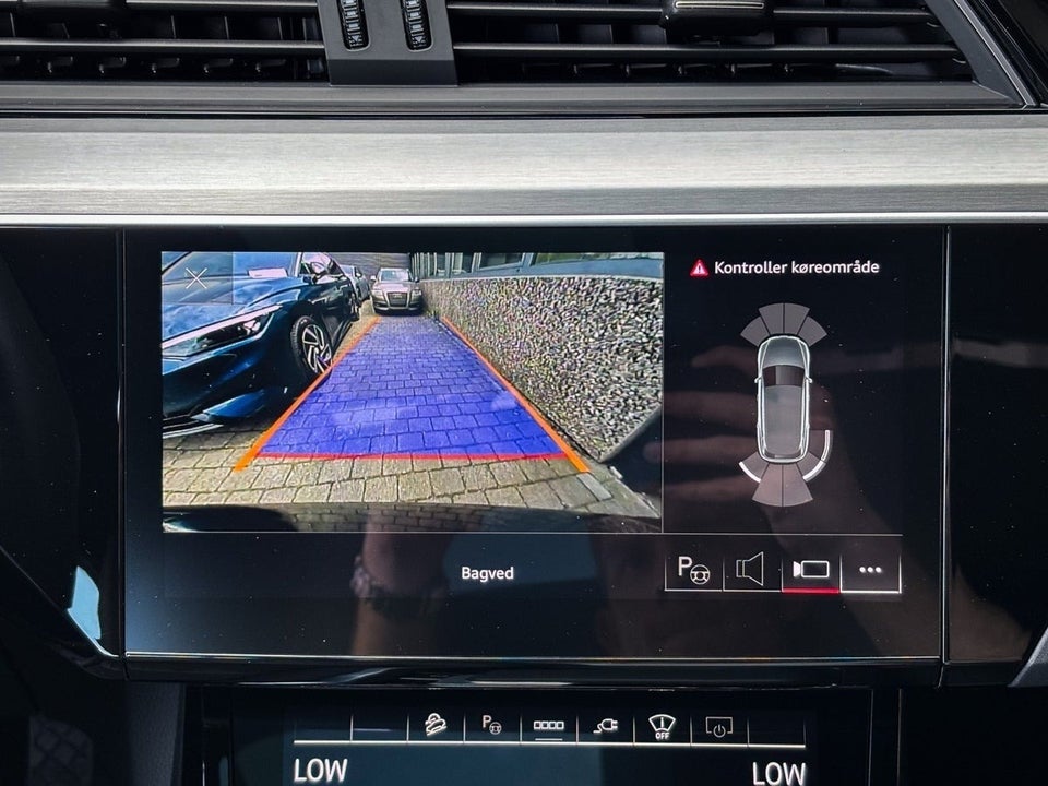 Audi e-tron 55 S-line Sportback quattro 5d