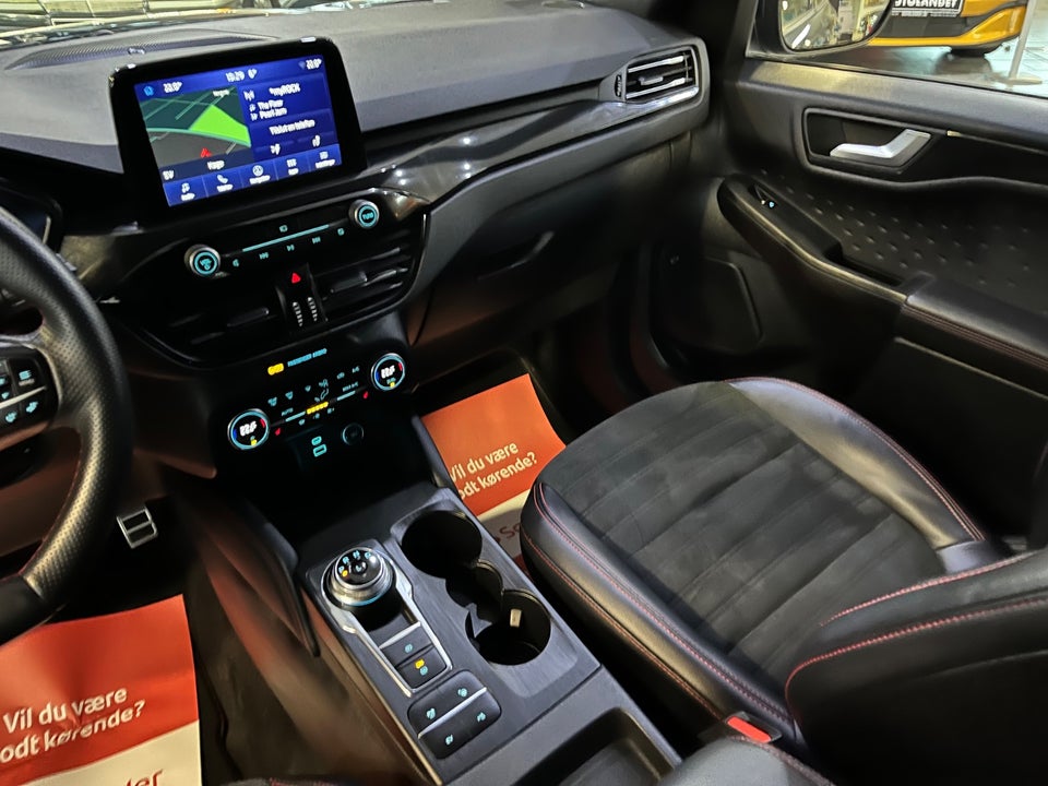 Ford Kuga 2,5 PHEV ST-Line X CVT 5d