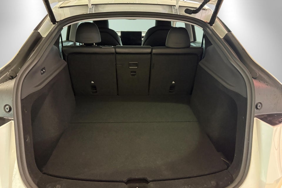 Tesla Model Y Long Range AWD 5d