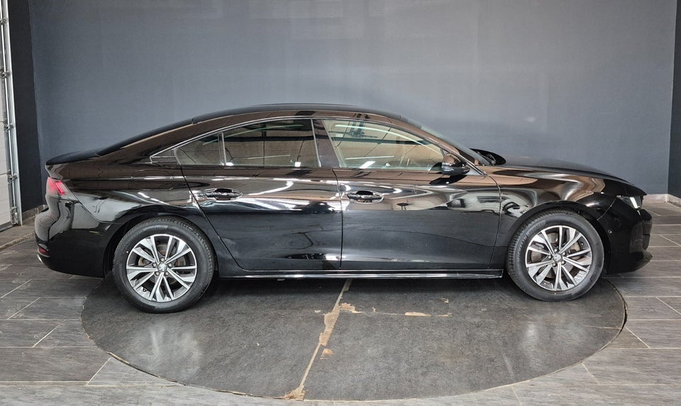 Peugeot 508 1,6 Hybrid Allure Pack EAT8 5d