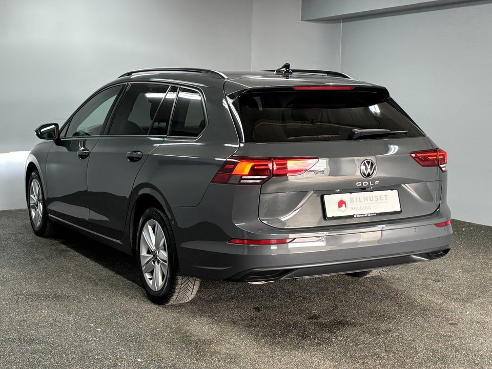 VW Golf VIII 1,5 eTSi 130 Life Variant DSG 5d