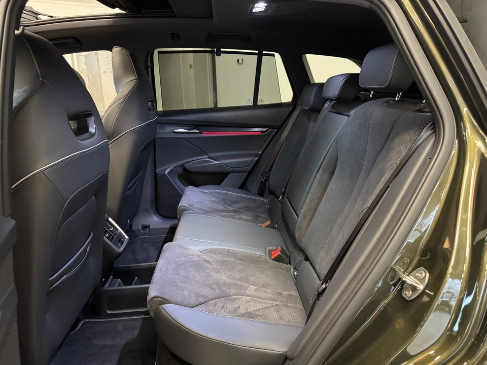 Skoda Enyaq 85 iV Sportline Advanced 5d