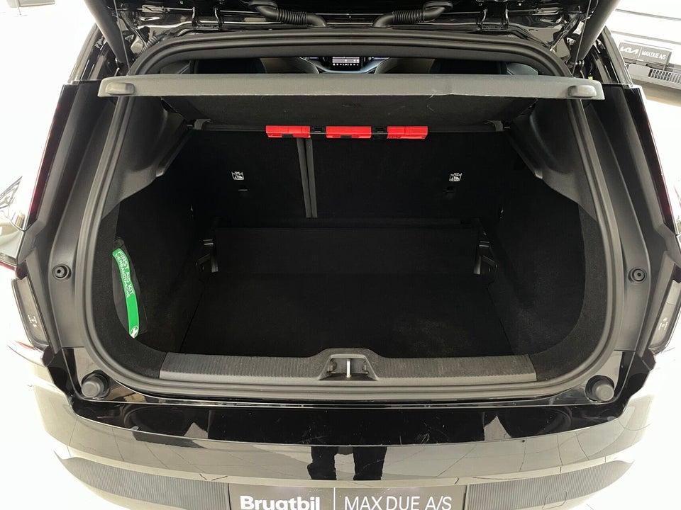 Volvo EX30 Extended Range Plus 5d