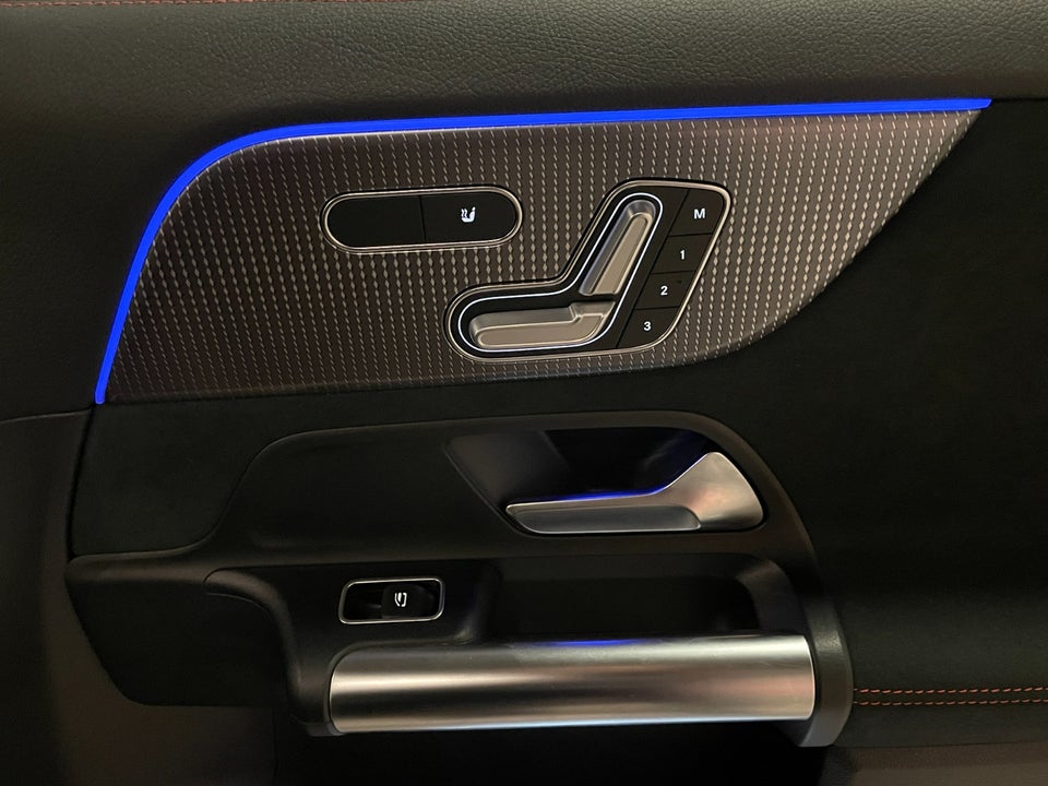 Mercedes EQA350 AMG Line 4Matic 5d