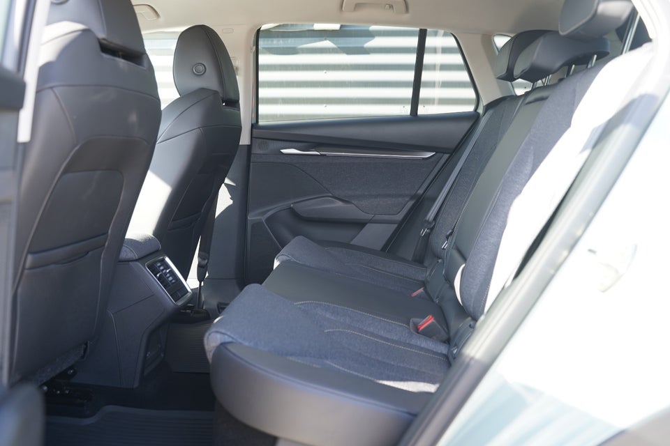 Skoda Elroq 50 iV 5d