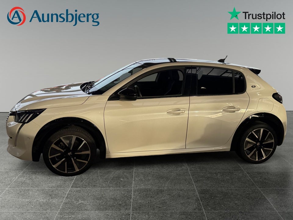 Peugeot e-208 50 GT Pack 5d