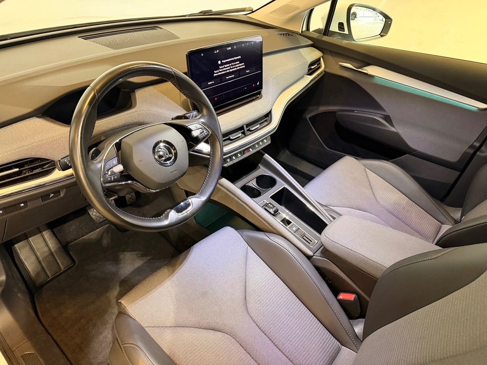 Skoda Enyaq 80 iV Loft 5d