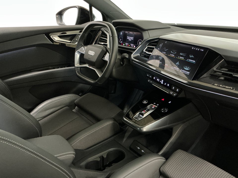 Audi Q4 e-tron 45 S-line 5d