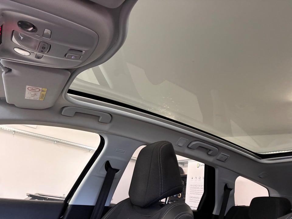 Peugeot 308 1,5 BlueHDi 130 Selection Sky SW EAT8 5d