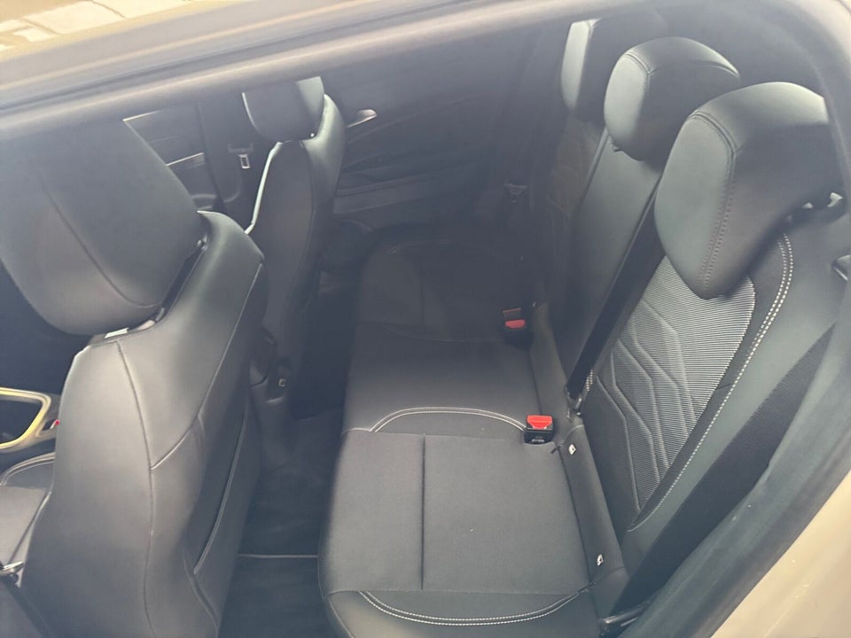 Jeep Avenger 54 Summit 5d