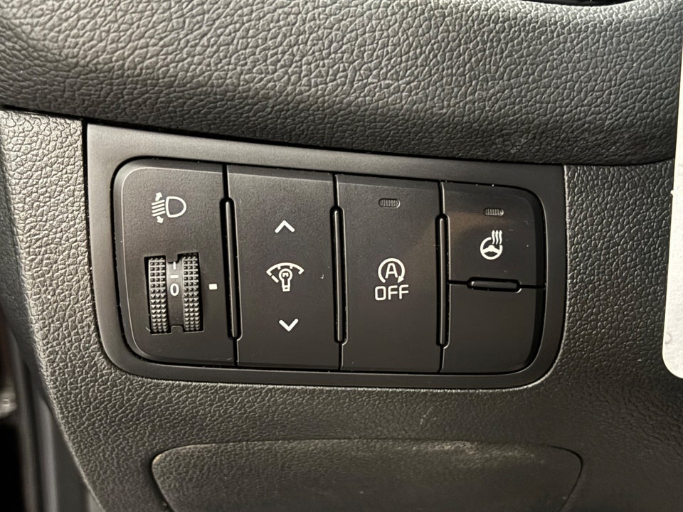 Kia Ceed 1,6 GDi Premium 5d