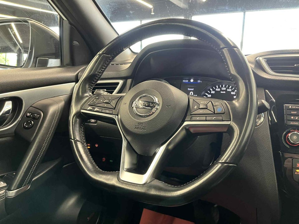 Nissan Qashqai 1,3 Dig-T 160 Tekna 5d