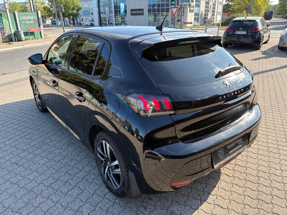 Peugeot 208 1,2 PureTech 100 Allure 5d