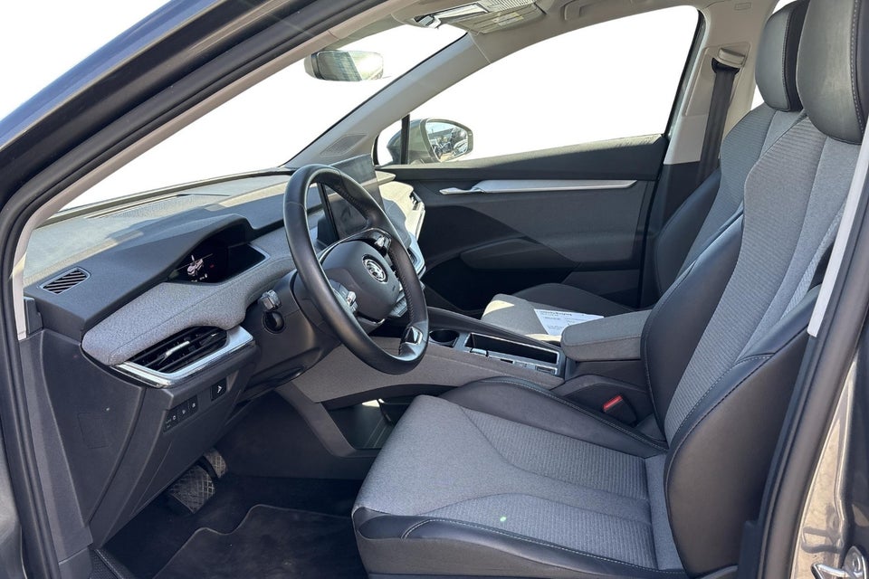 Skoda Enyaq 60 iV Loft 5d