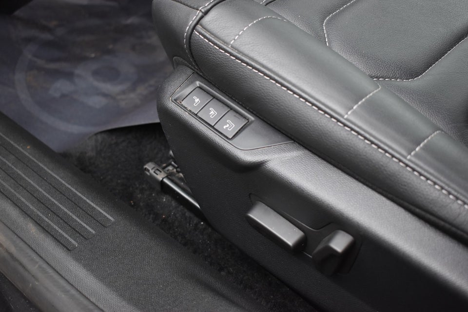 Citroën ë-C4 X 50 Palais Sky 4d