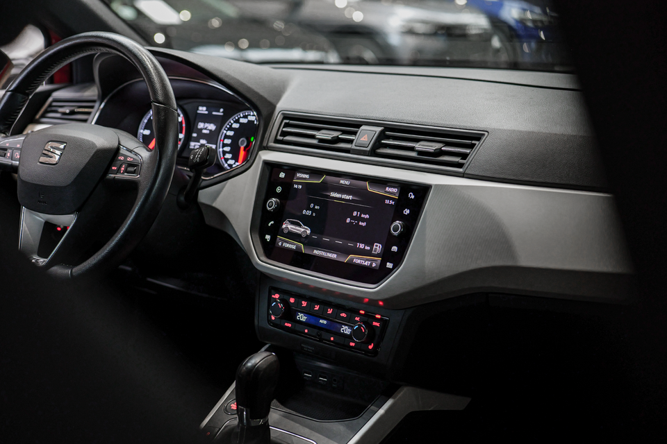 Seat Arona 1,6 TDi 95 Xcellence DSG 5d