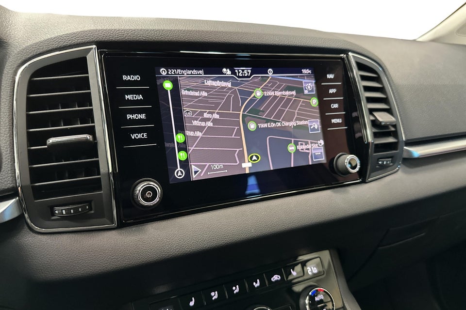 Skoda Karoq 1,5 TSi 150 Celebration DSG 5d
