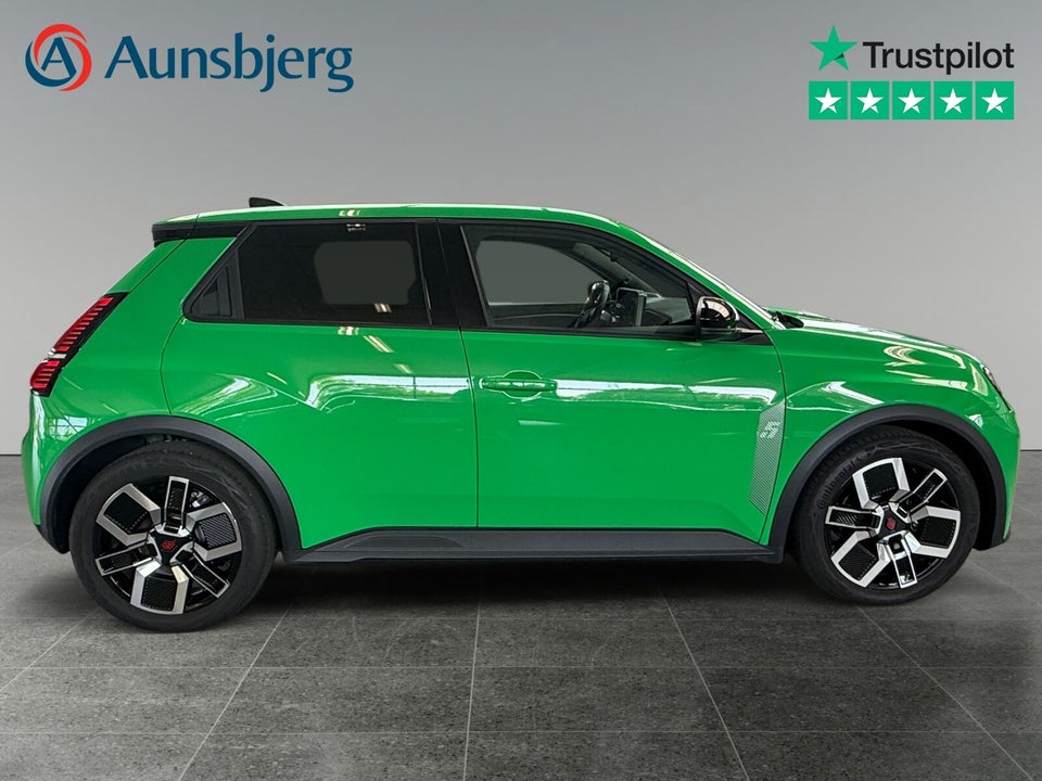 Renault 5 E-Tech 40 Techno 5d