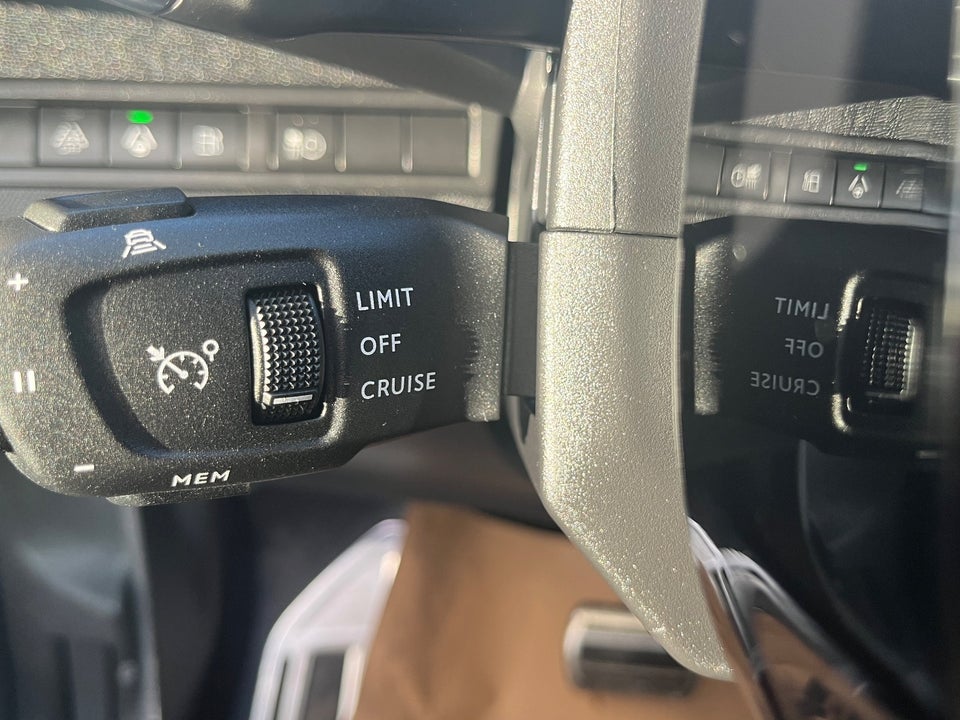 Peugeot 3008 1,6 Hybrid First GT EAT8 5d