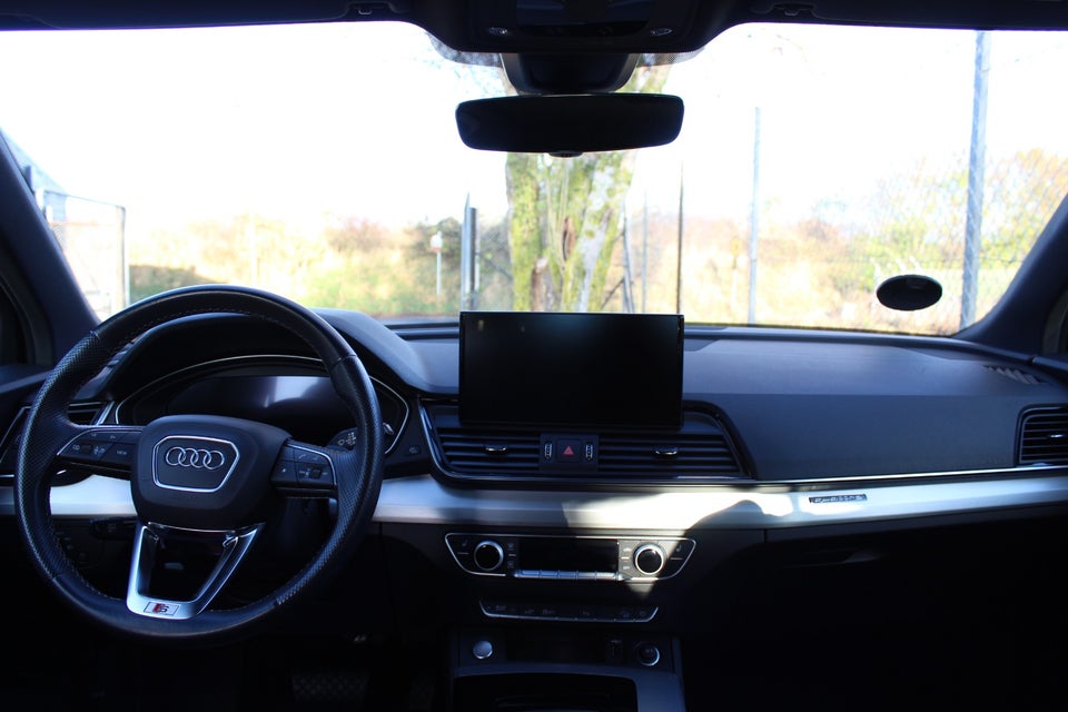 Audi Q5 50 TFSi e S-line quattro S-tr. 5d