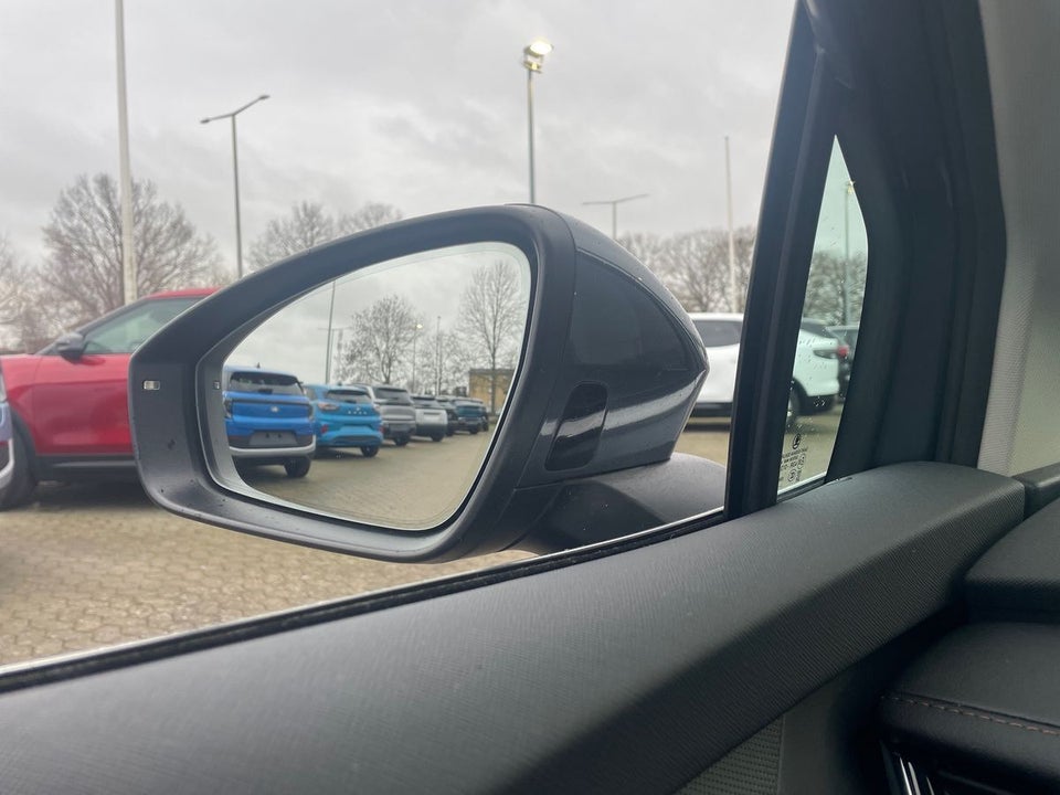 Skoda Enyaq 80 iV Selection Suite 5d