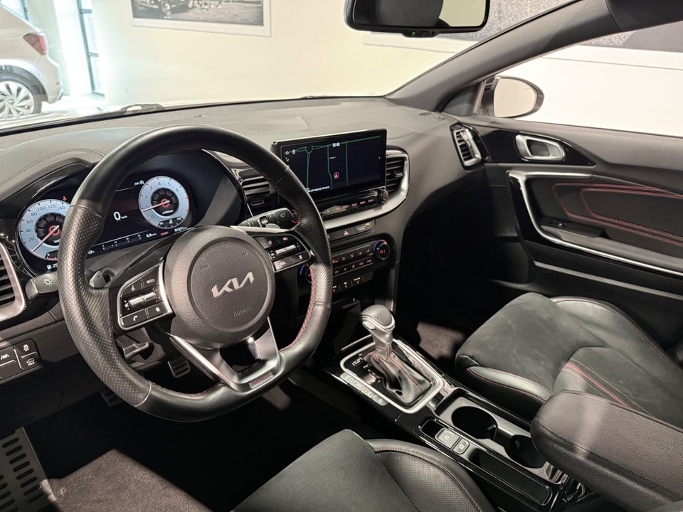 Kia ProCeed 1,6 T-GDi GT DCT 5d