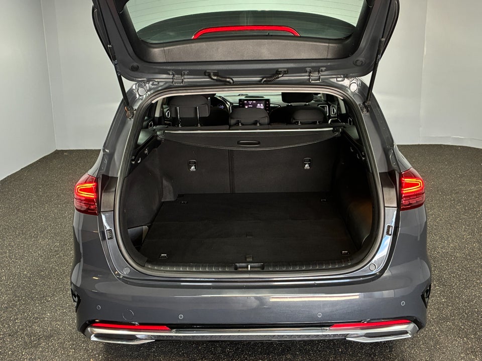 Kia Ceed 1,6 PHEV Prestige SW DCT 5d