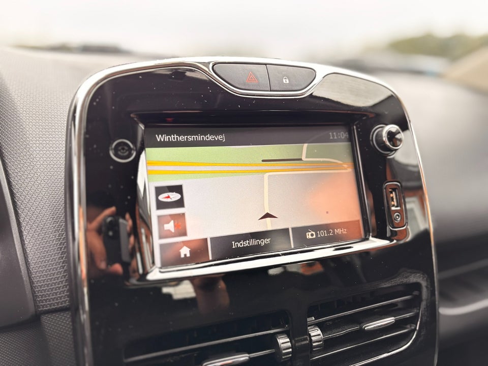 Renault Clio IV 0,9 TCe 90 Expression 5d