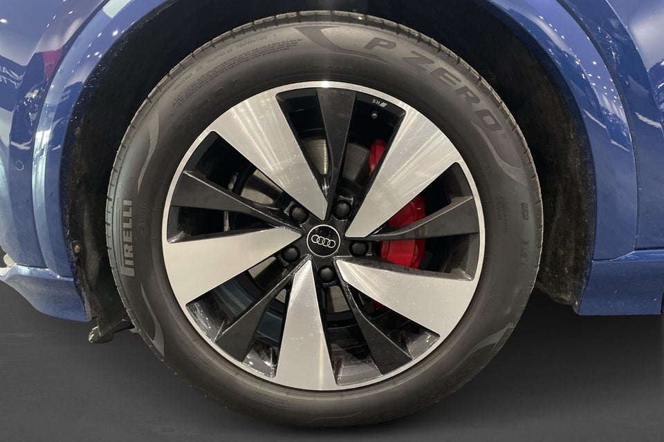 Audi Q6 e-tron Ultra quattro 5d