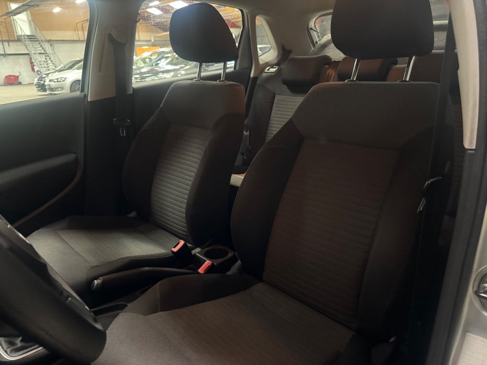 VW Polo 1,6 TDi 90 Comfortline 5d