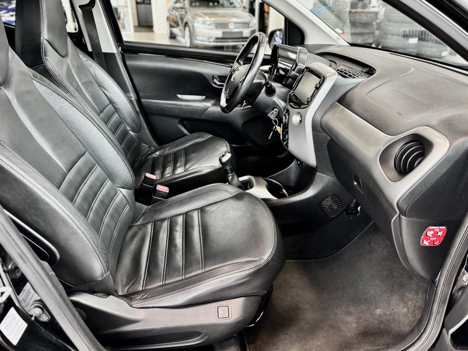 Toyota Aygo 1,0 VVT-i x-cellence 5d