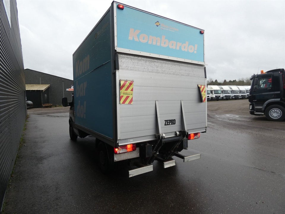 VW Crafter 2,5 TDi 163 Chassis Alukasse 2d