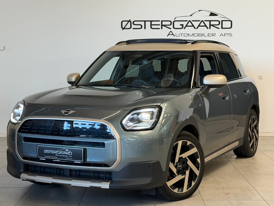 MINI Countryman E Favoured Trim M 5d