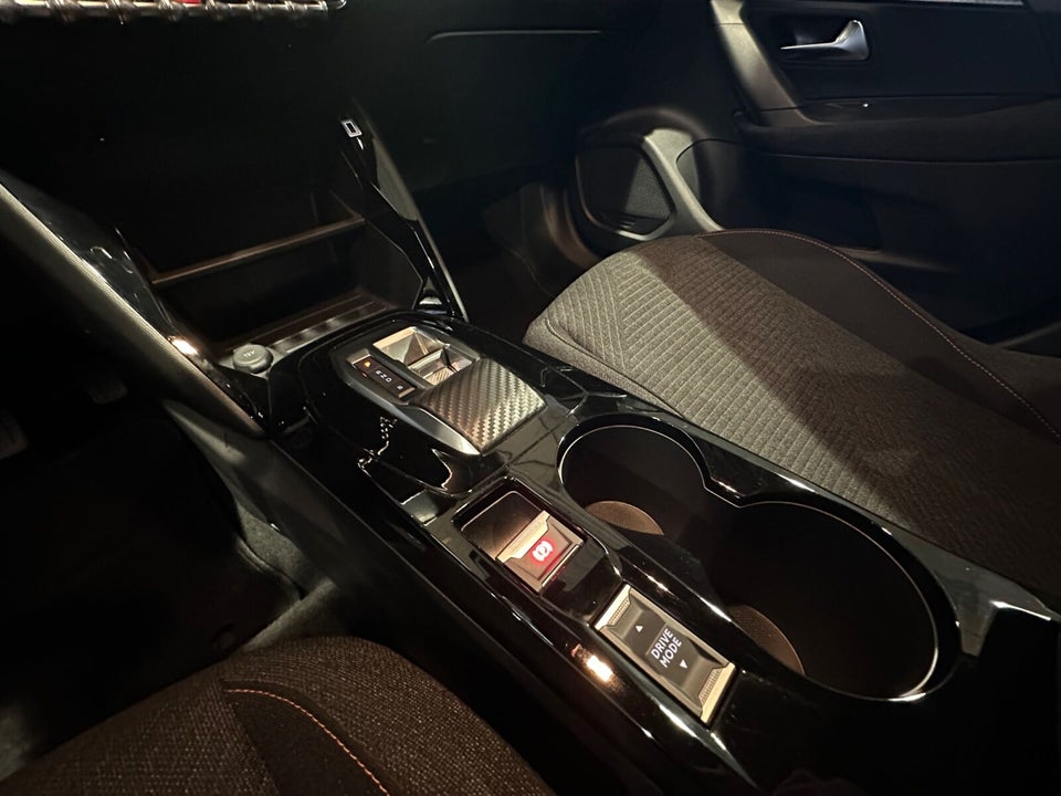 Peugeot e-2008 54 Style 5d