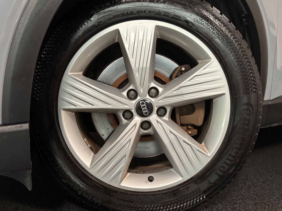 Audi Q4 e-tron 40 Advanced 5d