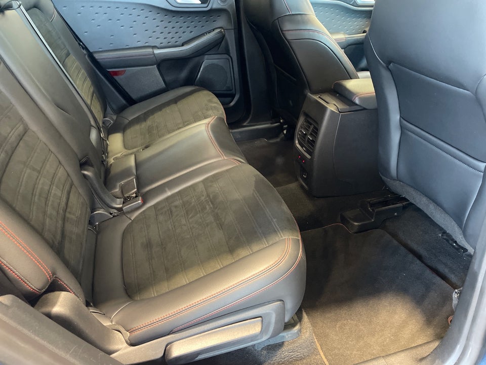 Ford Kuga 2,5 PHEV ST-Line X CVT 5d