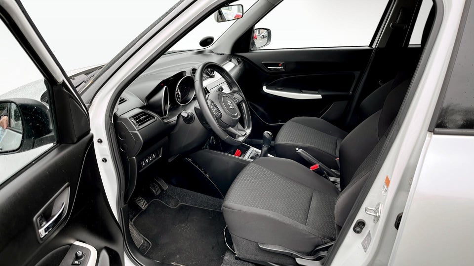 Suzuki Swift 1,2 mHybrid Exclusive 5d