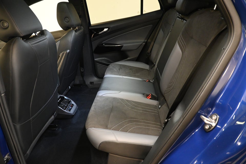 VW ID.4 77 Family Performance 5d