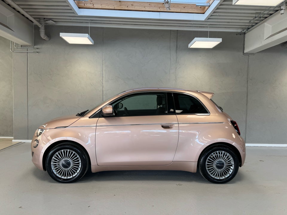 Fiat 500e 42 Icon 3+1 4d