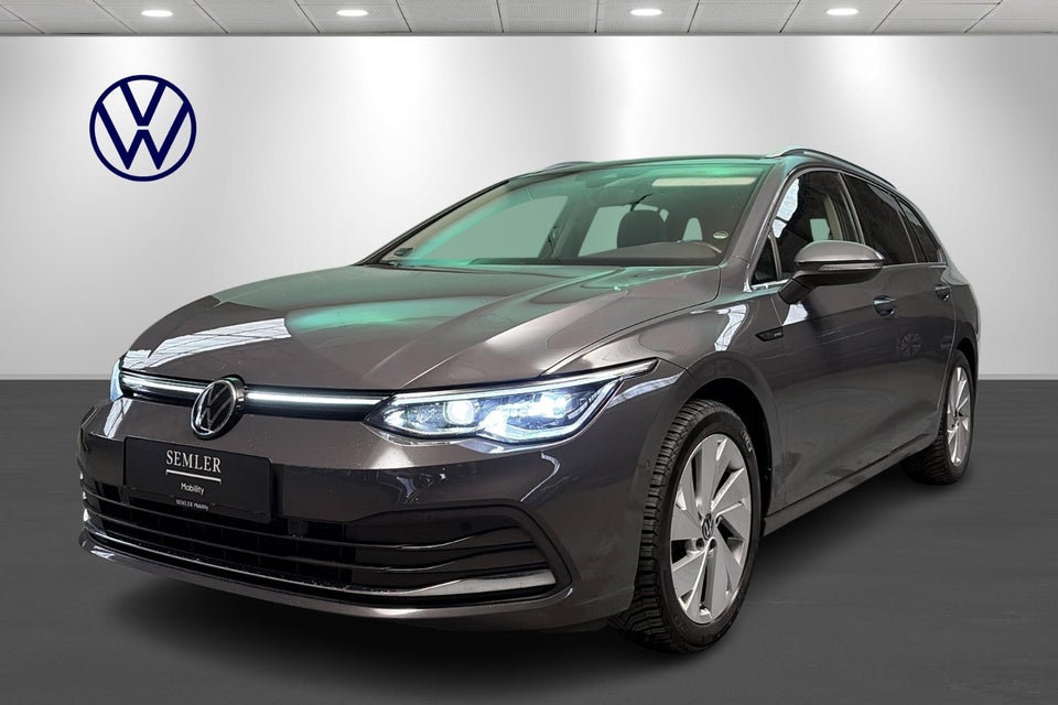 VW Golf VIII 1,5 eTSi 150 Style Variant DSG 5d