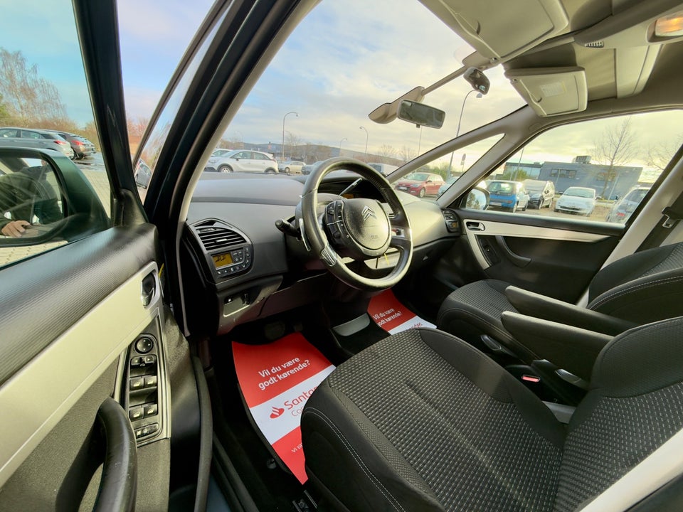 Citroën Grand C4 Picasso 2,0 HDi 136 Exclusive E6G 7prs 5d