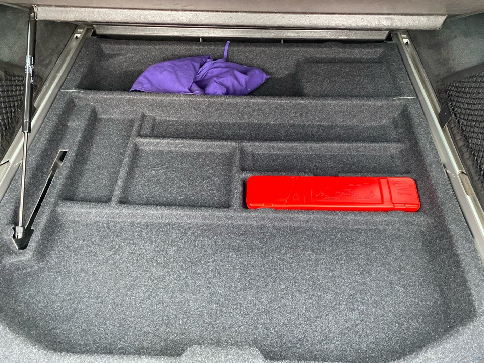 Volvo V70 1,6 T4 180 aut. 5d