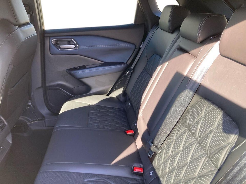 Nissan Qashqai 1,3 mHEV Tekna+ X-tr. 5d