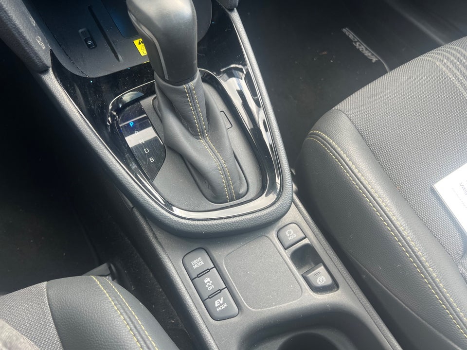 Toyota Yaris Cross 1,5 Hybrid Adventure e-CVT 5d