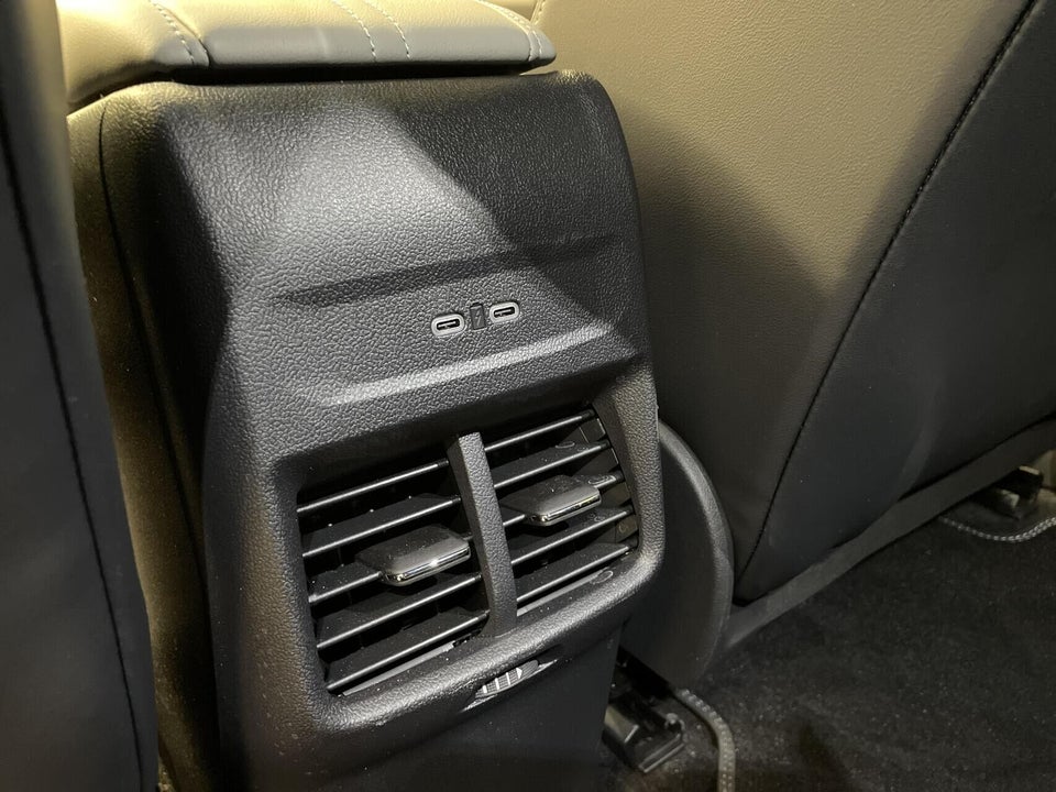 Ford Capri 77 Premium Extended Range 5d