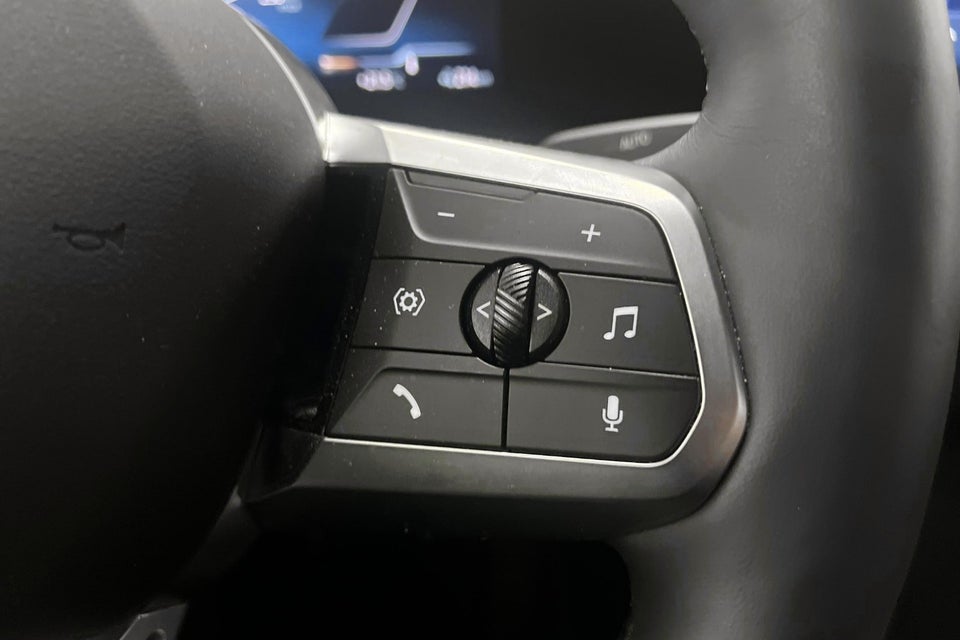 BMW iX2 eDrive20 M-Sport 5d