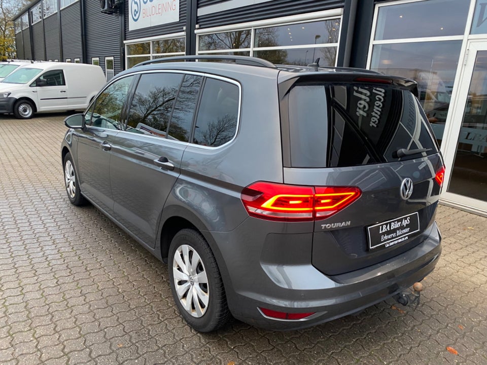 VW Touran 2,0 TDi 115 Comfortline DSG Van 5d