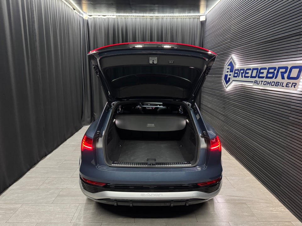 Audi SQ8 e-tron quattro 5d